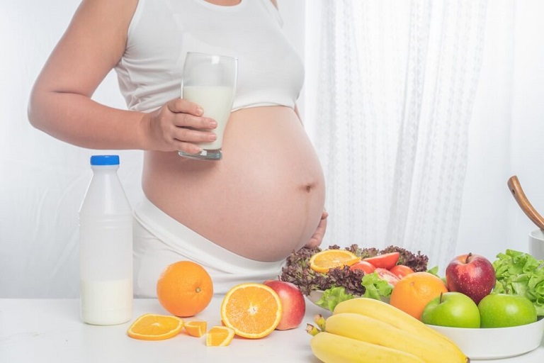 Để giảm đau dạ dày khi mang thai cần xây dựng chế độ ăn uống khoa học
