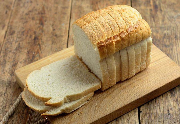 Bánh mì có khả năng hút các axit dư thừa tại niêm mạc dạ dày